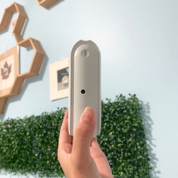 Fujifilm Instax Share SP-1 Instant Film Printer - Picture 2 of 8